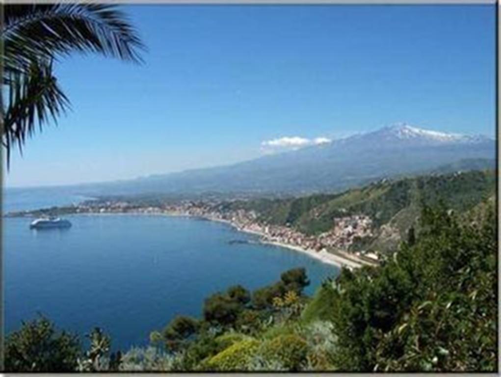 Villa Del Nespolo Fiumefreddo di Sicilia Kültér fotó