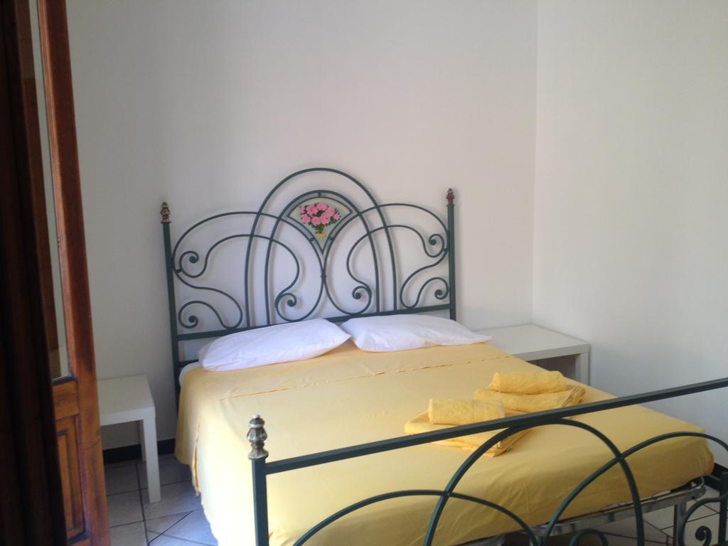 Villa Del Nespolo Fiumefreddo di Sicilia Kültér fotó
